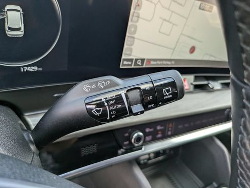 Certified 2024 Kia Sportage X-Pro AWD/4WD image 35