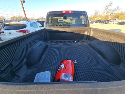 Used 2016 RAM 1500 Express w/ Black Ram 1500 Express Group image 21