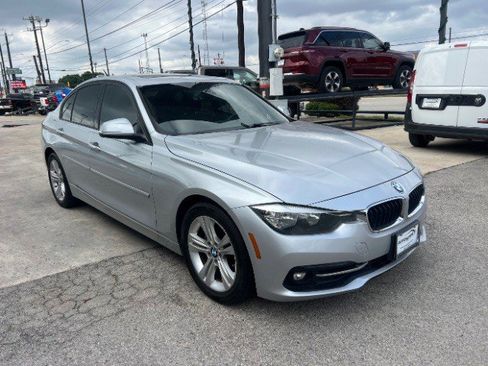 Used 2016 BMW 328i Sedan RWD image 4