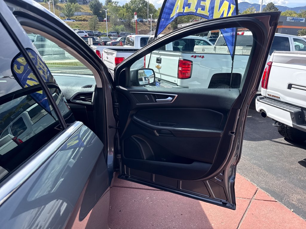 Used 2022 Ford Edge SEL AWD/4WD image 27