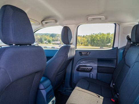 New 2025 Ford Maverick XL image 12