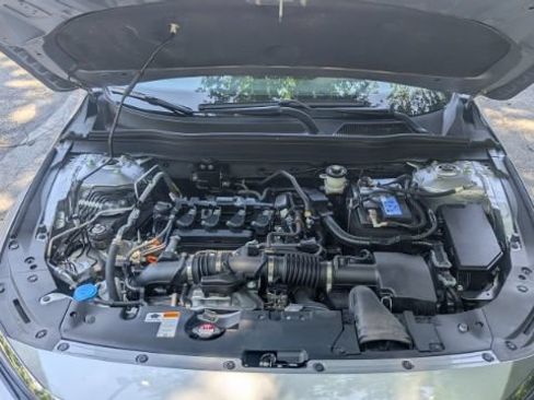 Used 2021 Honda Accord LX image 40