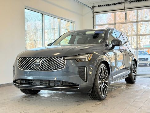 New 2026 Volvo XC90 B6 Ultra w/ Lounge Package AWD/4WD image 2
