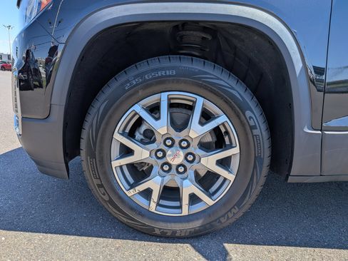 Certified 2023 GMC Acadia SLE FWD image 32