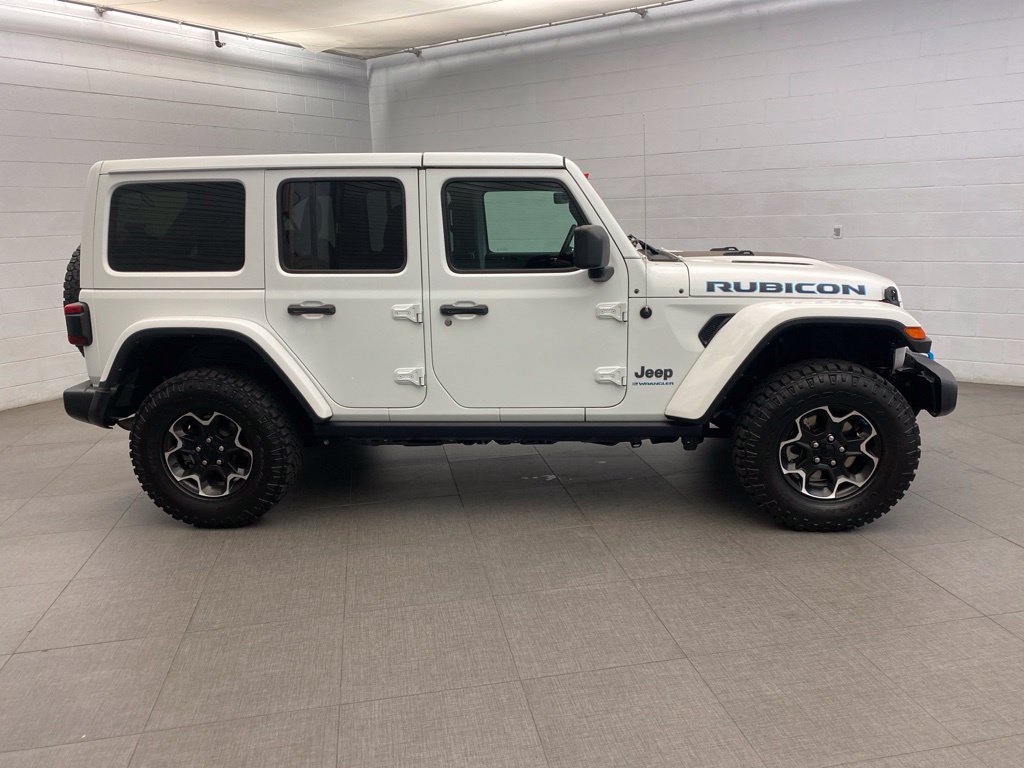 Used 2023 Jeep Wrangler Unlimited Rubicon 4xe w/ Cold Weather Group AWD/4WD image 5