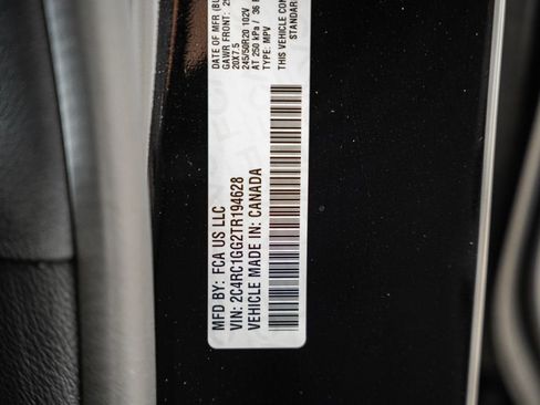 New 2026 Chrysler Pacifica Limited image 35