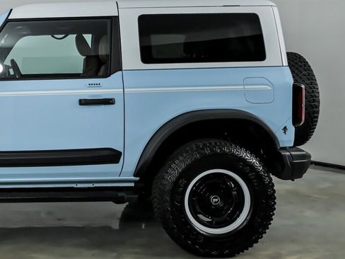 Used 2023 Ford Bronco Heritage Edition AWD/4WD image 7
