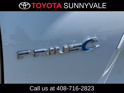 Used 2018 Toyota Prius C One w/ Carpet Mat Package FWD image 13