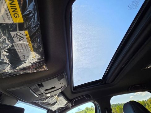 New 2025 MAZDA CX-5 Signature image 15