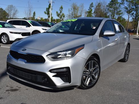 Used 2019 Kia Forte S w/ S Premium Package image 5