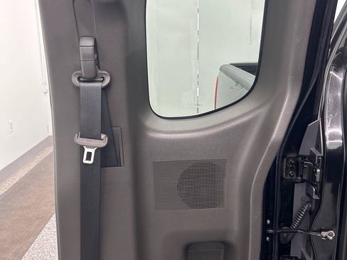 Used 2017 Nissan Frontier SV RWD image 22