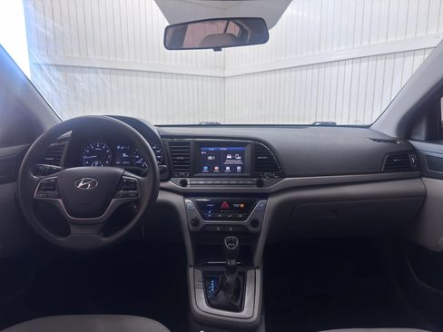 Used 2018 Hyundai Elantra SEL w/ Cargo Package FWD image 17