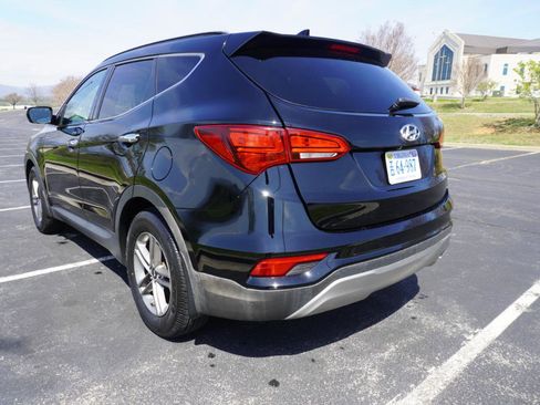 Used 2017 Hyundai Santa Fe Sport image 12