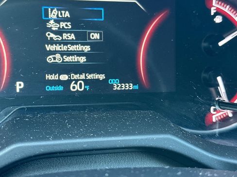 Used 2024 Toyota RAV4 LE AWD/4WD image 18