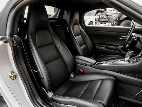 Used 2020 Porsche 718 Boxster S image 35