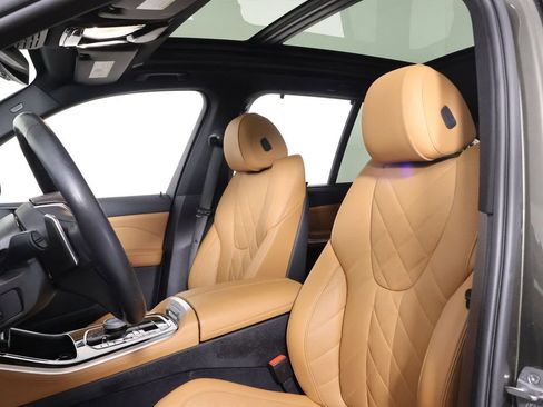 Used 2024 BMW X5 xDrive40i w/ Executive Package image 7