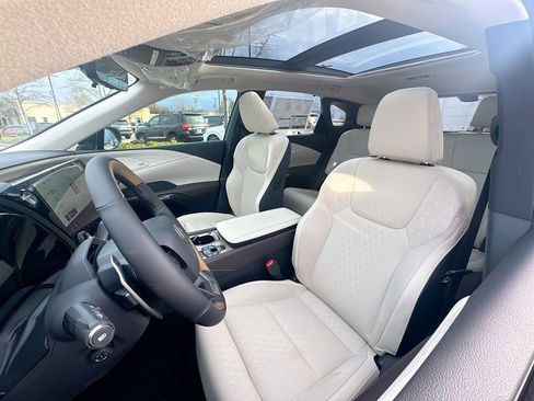 New 2026 Lexus RX 450h AWD image 10