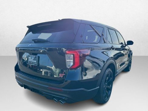 Used 2022 Ford Explorer ST w/ Equipment Group 401A image 5