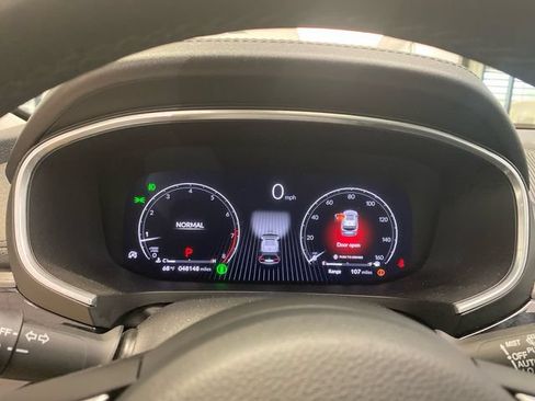 Used 2023 Acura MDX SH-AWD w/ Advance Package image 21
