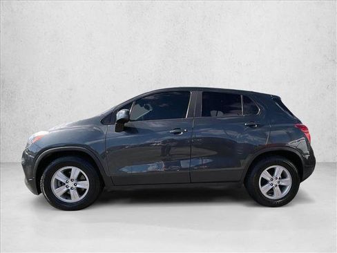 Used 2020 Chevrolet Trax LS FWD image 6