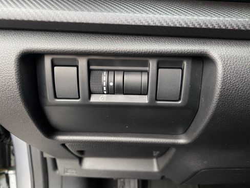 Used 2025 Subaru Crosstrek 2.5i Limited w/ Crosstrek Mirror Package image 14