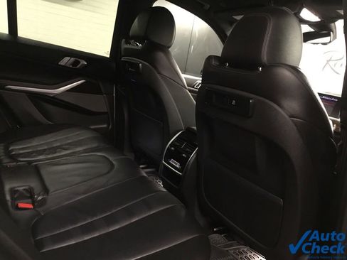Used 2019 BMW X5 xDrive40i w/ M Sport Package image 34