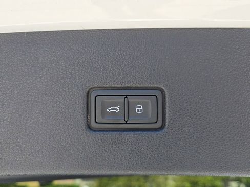 Used 2024 Audi RS Q8 AWD/4WD image 16