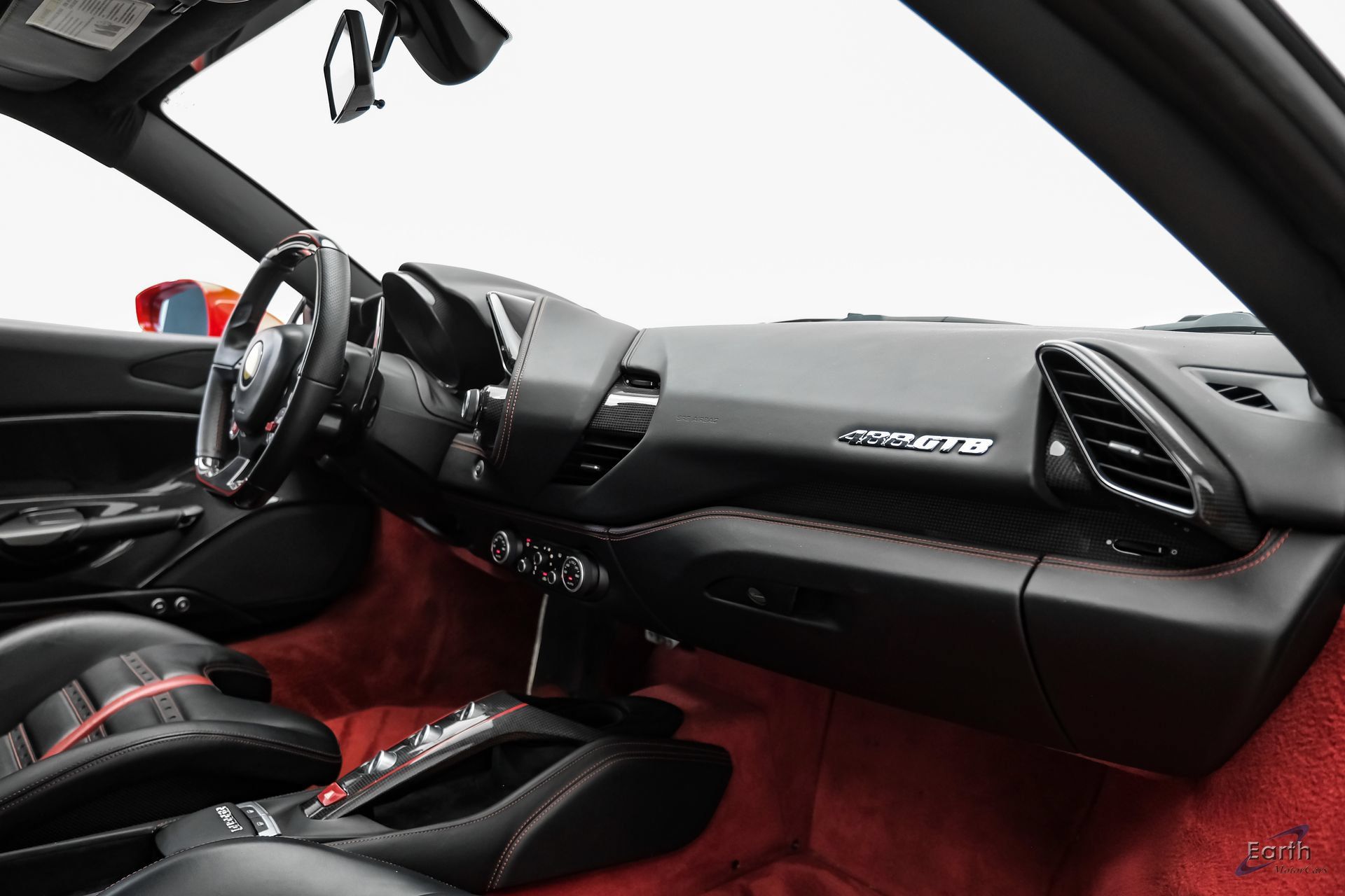 Used 2017 Ferrari 488 GTB RWD image 61
