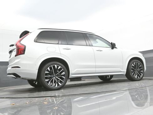 New 2026 Volvo XC90 B6 Ultra image 30
