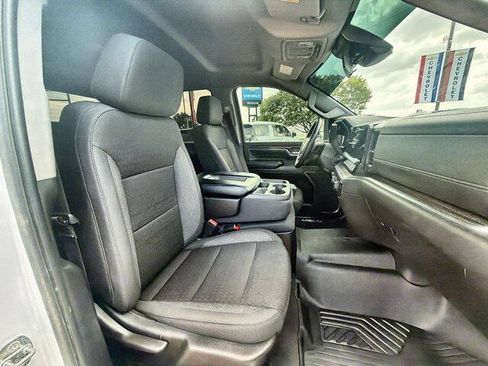 Used 2024 Chevrolet Silverado 2500 LT AWD/4WD image 27