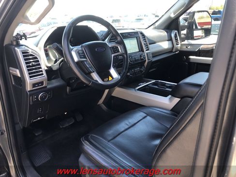 Used 2017 Ford F450 Lariat AWD/4WD image 14