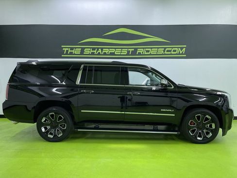 Used 2019 GMC Yukon XL Denali w/ Denali Ultimate Package image 11