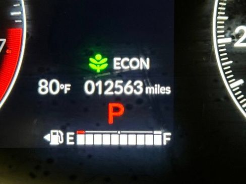 Certified 2024 Honda HR-V LX image 25