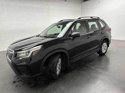 Used 2019 Subaru Forester w/ Alloy Wheel Package AWD/4WD image 4