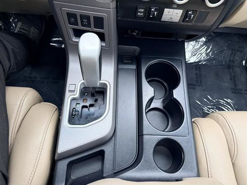 Used 2014 Toyota Sequoia Limited AWD/4WD image 37