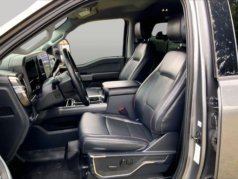Used 2024 Ford F550 4x4 Crew Cab Super Duty image 8