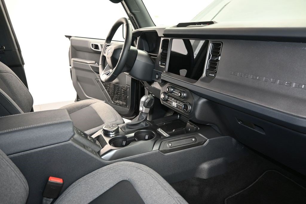 Used 2026 Ford Bronco Big Bend AWD/4WD image 13