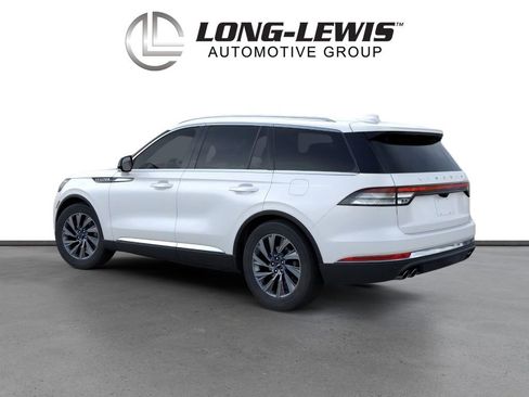 New 2026 Lincoln Aviator AWD image 4