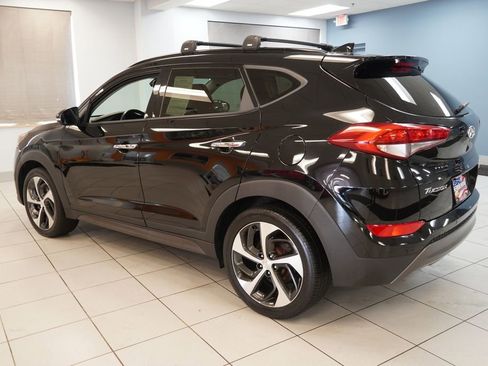 Used 2016 Hyundai Tucson Limited w/ Option Group 03 AWD/4WD image 8