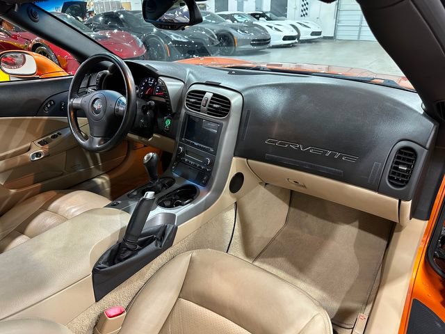 Used 2007 Chevrolet Corvette Coupe w/ Preferred Equipment Group RWD image 4