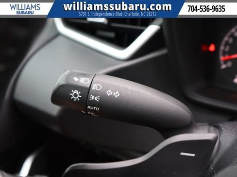 Used 2021 Toyota Corolla SE w/ SE Premium Package FWD image 24