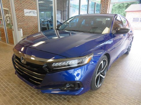 Used 2021 Honda Accord Sport image 1