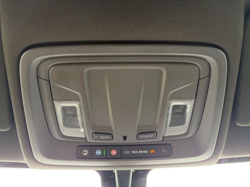 Used 2021 Chevrolet Silverado 3500 LT w/ Convenience Package AWD/4WD image 16