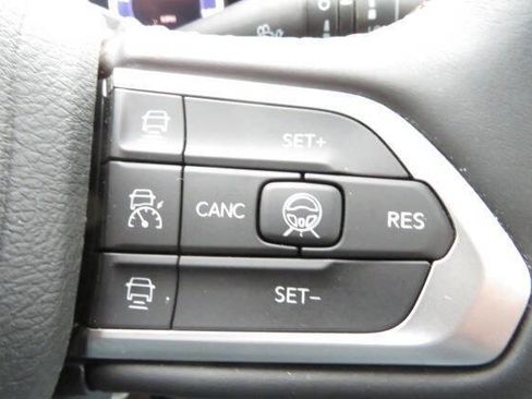 Used 2022 Jeep Compass Limited w/ (RED) Package AWD/4WD image 29
