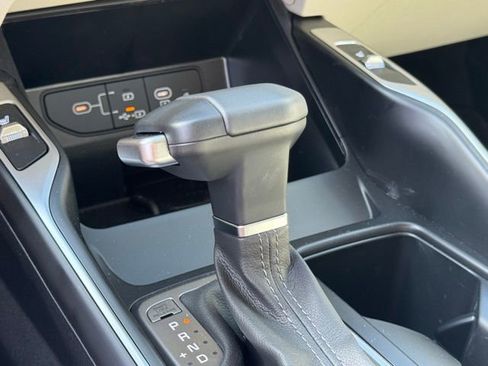 Used 2025 Kia Sorento S w/ Panoramic Sunroof Package image 24