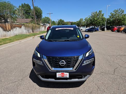 Used 2023 Nissan Rogue SV w/ SV Premium Package AWD/4WD image 5