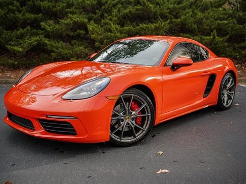 Used 2017 Porsche 718 Cayman S image 1