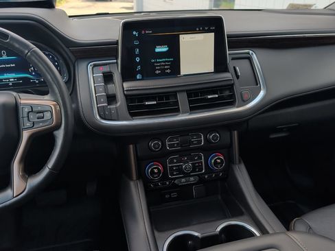 Used 2024 Chevrolet Tahoe High Country w/ Advanced Technology Package AWD/4WD image 23