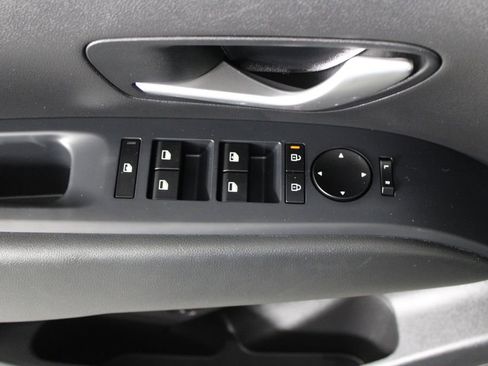 Certified 2026 Hyundai Tucson SE image 22