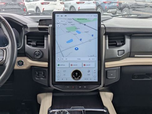 Used 2023 Ford Expedition Platinum image 13